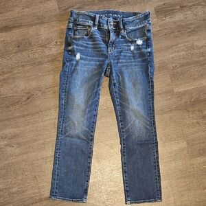 American Eagle Outfitters Women's Medium Blue Straight Leg Cropped Jeans